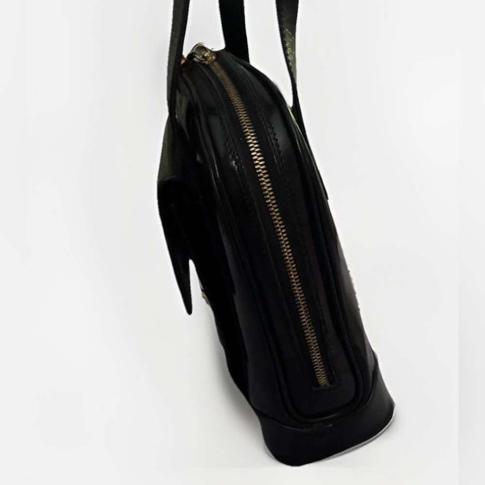 Gucci Vintage Black Patent Leather Shoulder Bag with Bamboo Accents - Picture 8 of 12